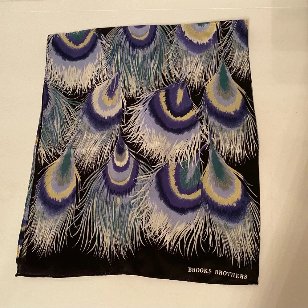 BROOKS BROTHERS SCARF BLACK BLUE WHITE SILK PREPPY PEACOCK FEATHER PATTERN